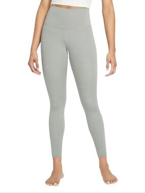 Nike Light Sage Green 7/8 High-Waisted Yoga Tights With Waist Pocket
